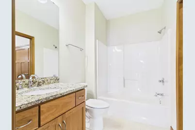 279 Minnesota Avenue W #206, Glenwood, MN 56334 - Photo 9