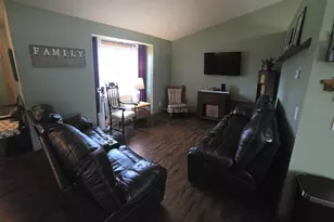 920 W 9th St, Rush City, MN 55069 - Photo 9