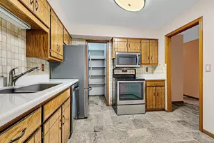 1566 14th St SE, Saint Cloud, MN 56304 - Photo 5