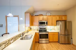 3615 Lawndale Ln N, Plymouth, MN 55446 - Photo 7