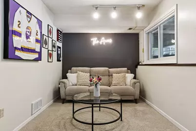 1042 Pontiac Lane, Chanhassen, MN 55317 - Photo 27