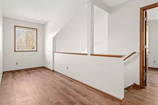 547 Woodduck Dr, Woodbury, MN 55125 - Photo 33