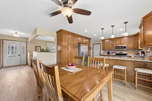 1197 Jackson Street S, Shakopee, MN 55379 - Photo 7