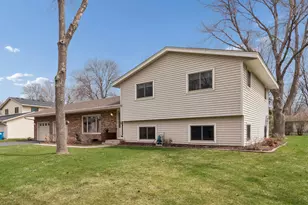 1197 Jackson Street S, Shakopee, MN 55379 - Photo 37
