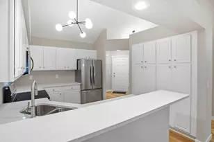 7855 Forest Blvd, Woodbury, MN 55125 - Photo 9