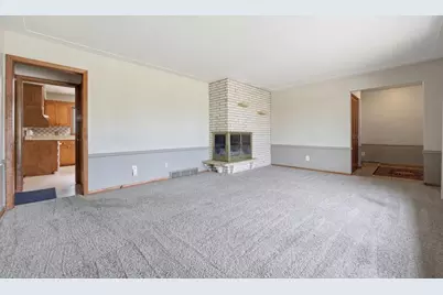 610 1st Street NE, Buffalo, MN 55313 - Photo 5