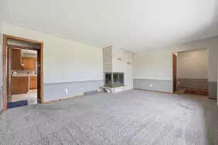 610 1st St NE, Buffalo, MN 55313 - Photo 5