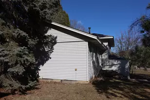 2100 Highland Dr, Burnsville, MN 55337 - Photo 5