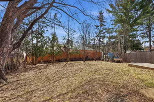 2238 Berland Pl, Saint Paul, MN 55119 - Photo 13