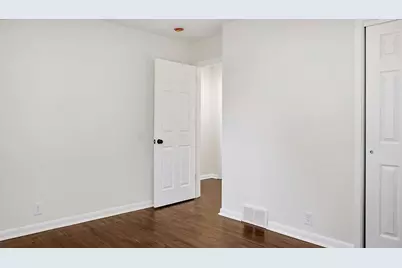 4925 Queen Avenue N, Minneapolis, MN 55430 - Photo 17