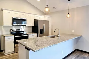 2025 Clark St, Saint Peter, MN 56082 - Photo 3