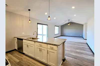 2025 Clark Street, Saint Peter, MN 56082 - Photo 5