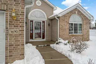 3690 Commonwealth Rd, Woodbury, MN 55125 - Photo 3