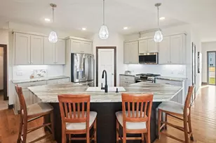 2120 Violet Ln, Faribault, MN 55021 - Photo 11