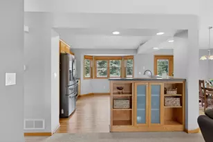 945 Golfers Ct SE, Rochester, MN 55904 - Photo 5