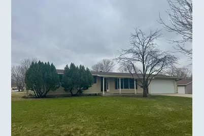 301 S 4th Street, Olivia, MN 56277 - Photo 3