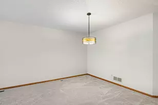 14264 Glencove Path, Apple Valley, MN 55124 - Photo 13