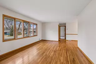 6855 7th St NE, Fridley, MN 55432 - Photo 5