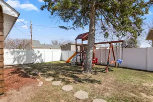 506 N 7th St, Lake City, MN 55041 - Photo 17