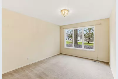 101 Wildwood Bay Drive, Mahtomedi, MN 55115 - Photo 35