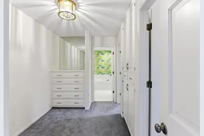 101 Wildwood Bay Drive, Mahtomedi, MN 55115 - Photo 25