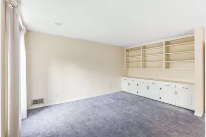 101 Wildwood Bay Drive, Mahtomedi, MN 55115 - Photo 25