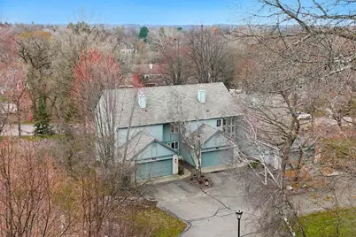 101 Wildwood Bay Drive, Mahtomedi, MN 55115 - Photo 49