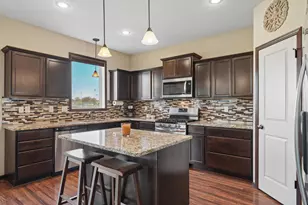 19315 Claremont Dr, Farmington, MN 55024 - Photo 9