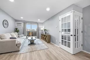 2150 Ridge Dr, Saint Louis Park, MN 55416 - Photo 9