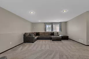 2393 Topaz St, Saint Augusta, MN 56301 - Photo 21