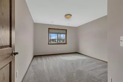 113 Glenview Loop, Saint Cloud, MN 56303 - Photo 17