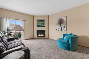 18364 Kerrville Trail, Lakeville, MN 55044 - Photo 7