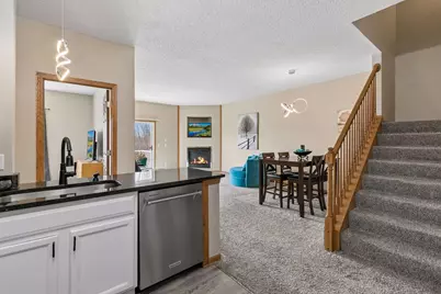 18364 Kerrville Trail, Lakeville, MN 55044 - Photo 5