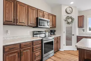 1555 127th St, New Richmond, WI 54017 - Photo 11