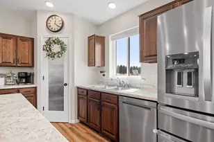 1555 127th St, New Richmond, WI 54017 - Photo 13