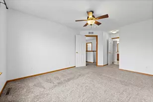 1592 Liberty St, Shakopee, MN 55379 - Photo 25