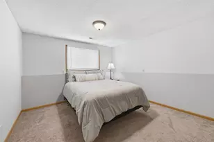 2044 Burke Ave E, North Saint Paul, MN 55109 - Photo 39