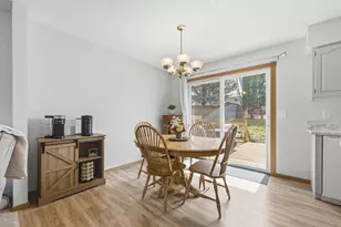 2044 Burke Ave E, North Saint Paul, MN 55109 - Photo 19