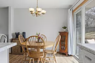 2044 Burke Ave E, North Saint Paul, MN 55109 - Photo 25