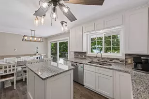 4569 Shoreline Dr, Spring Park, MN 55384 - Photo 9