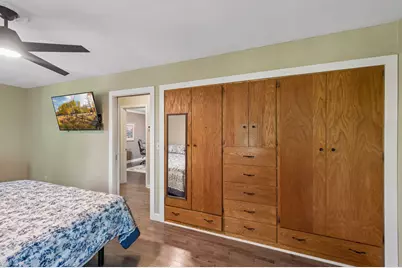4569 Shoreline Drive, Spring Park, MN 55384 - Photo 17
