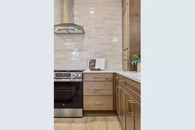 941 Hague Avenue, Saint Paul, MN 55104 - Photo 13