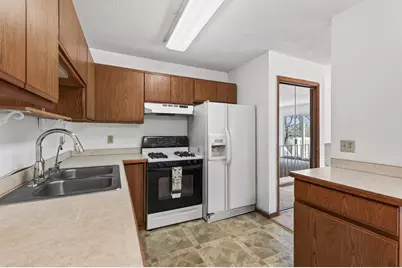 7073 17th Street N, Oakdale, MN 55128 - Photo 13