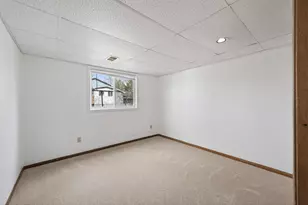 7073 17th St N, Oakdale, MN 55128 - Photo 23