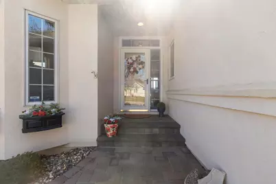 18175 39th Avenue N, Plymouth, MN 55446 - Photo 3