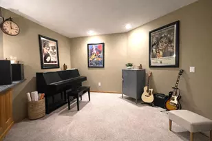 18412 Pathfinder Dr, Eden Prairie, MN 55347 - Photo 25