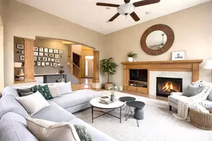 18412 Pathfinder Dr, Eden Prairie, MN 55347 - Photo 5