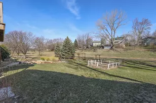 2015 Heritage Dr, Shakopee, MN 55379 - Photo 19