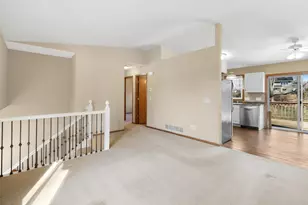 2015 Heritage Dr, Shakopee, MN 55379 - Photo 5