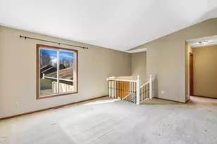 2015 Heritage Dr, Shakopee, MN 55379 - Photo 7